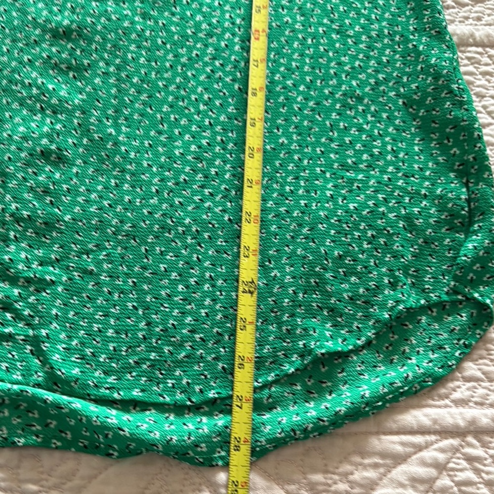 Adrianna Papell Emerald Flutter Sleeve Blouse with Subtle Print - Picture 5 of 7